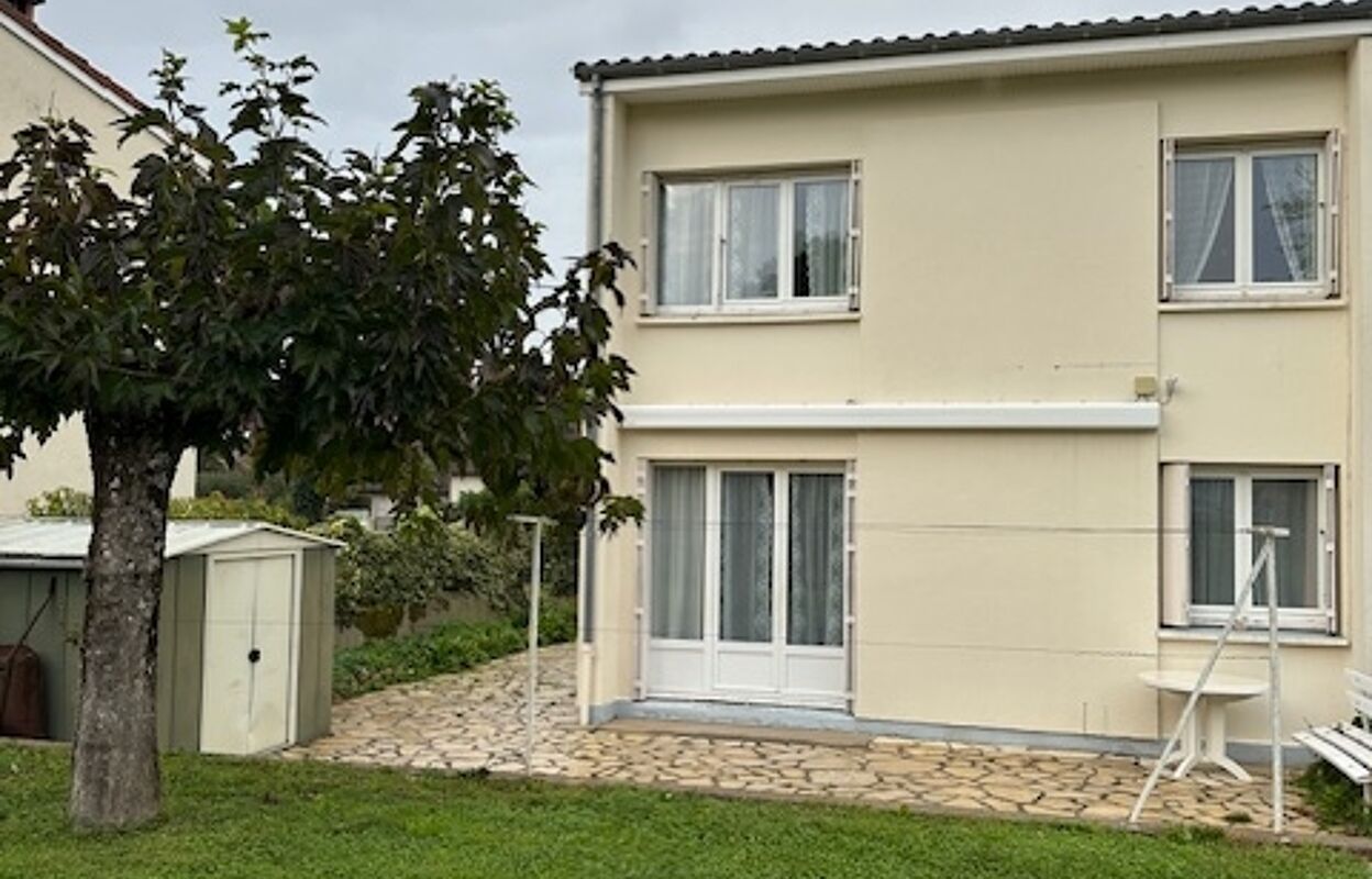 maison 5 pièces 86 m2 à vendre à Saint-Céré (46400)