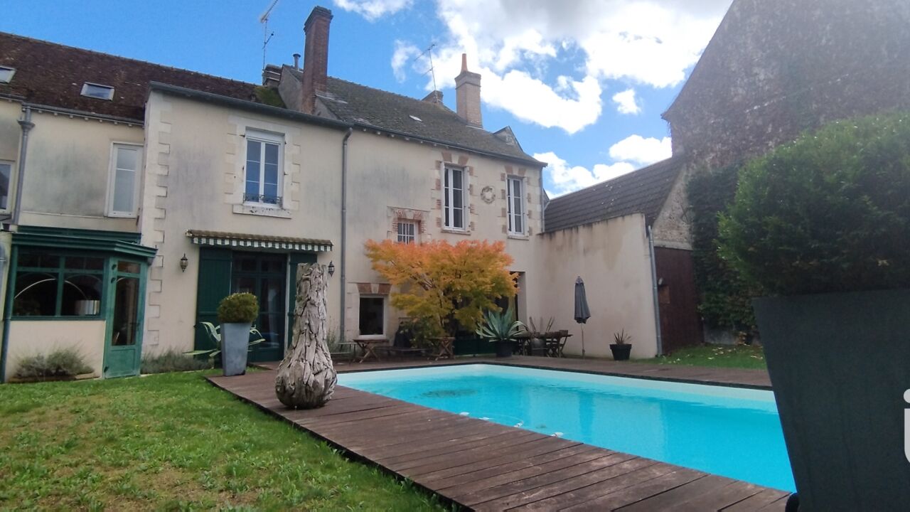 maison 7 pièces 270 m2 à vendre à Romorantin-Lanthenay (41200)