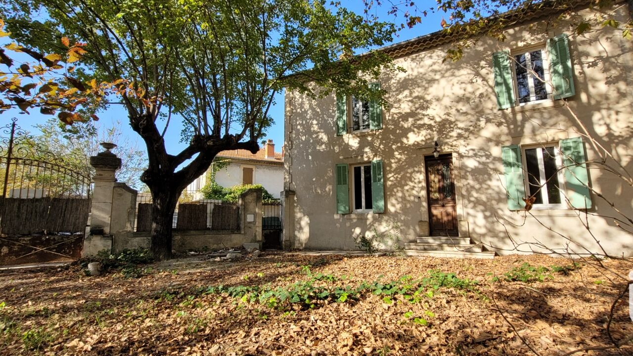 maison 6 pièces 102 m2 à vendre à Camaret-sur-Aigues (84850)