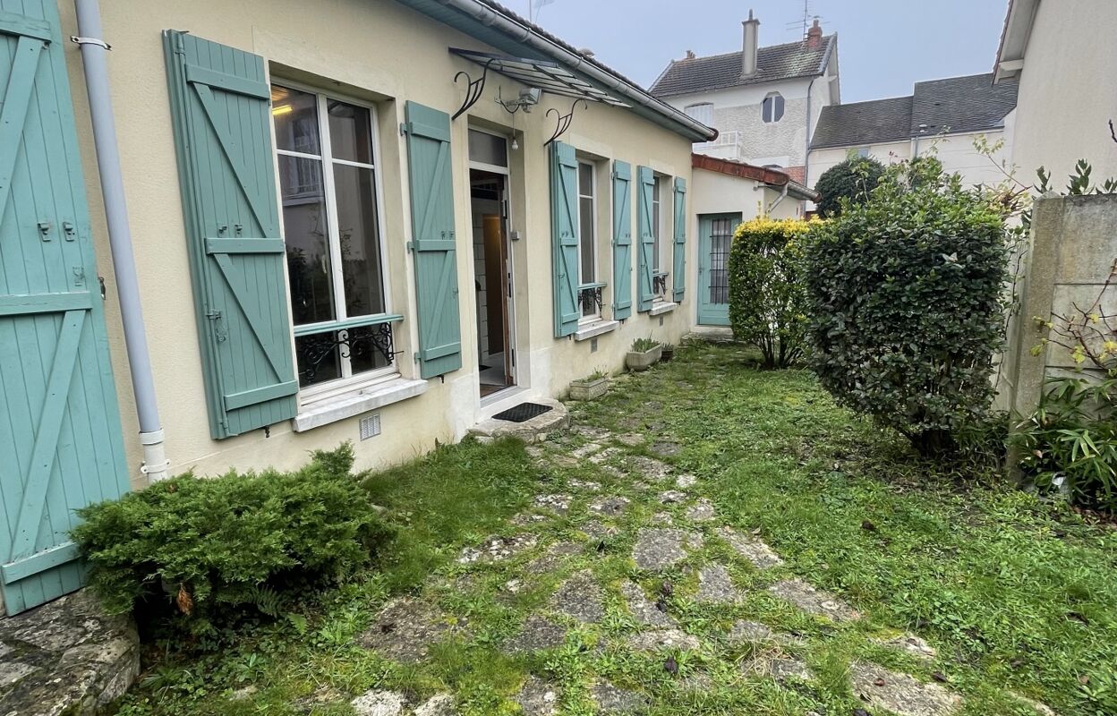 maison 3 pièces 64 m2 à vendre à Versailles (78000)