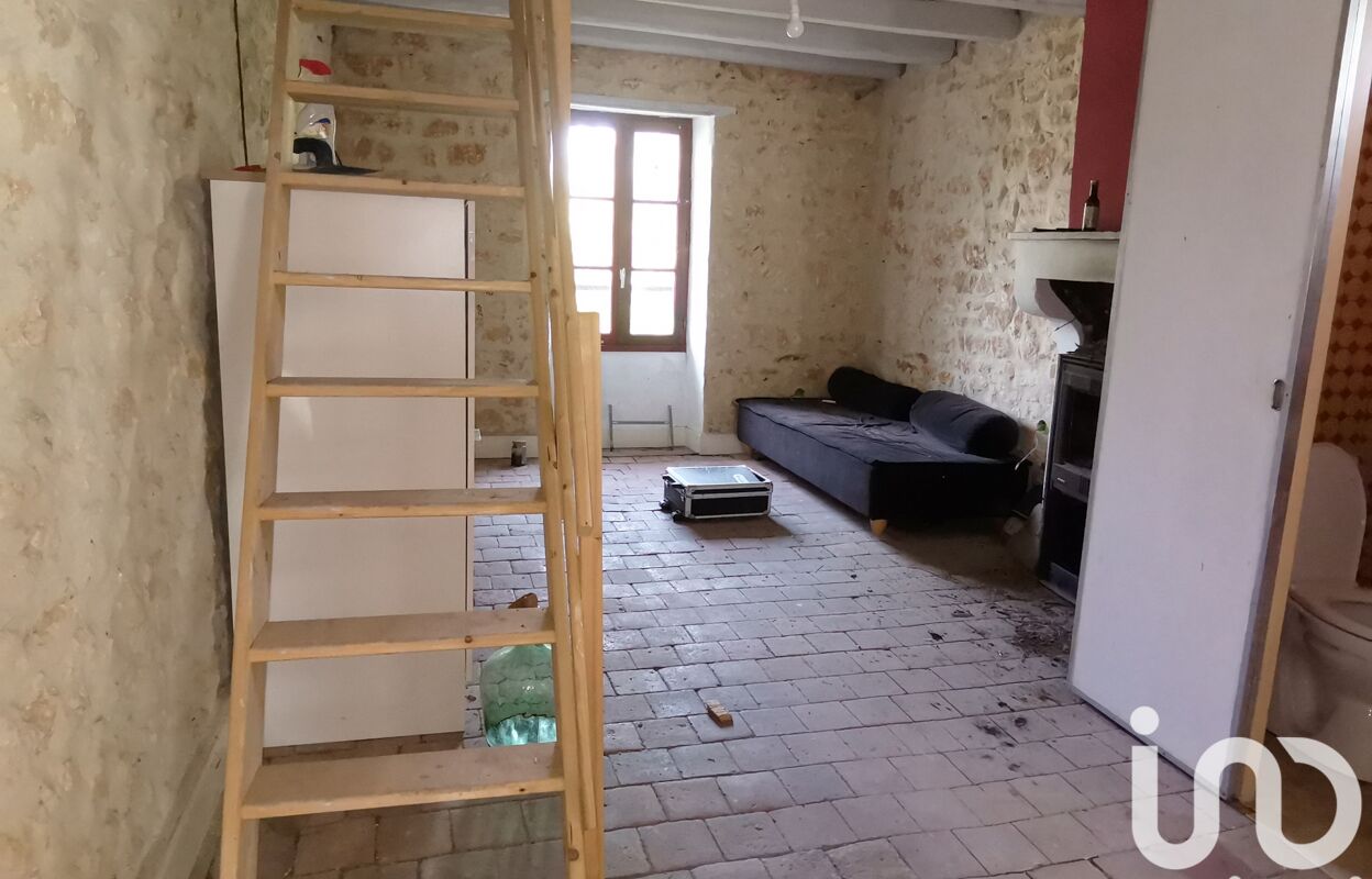 maison 2 pièces 29 m2 à vendre à Le Pont-Chrétien-Chabenet (36800)