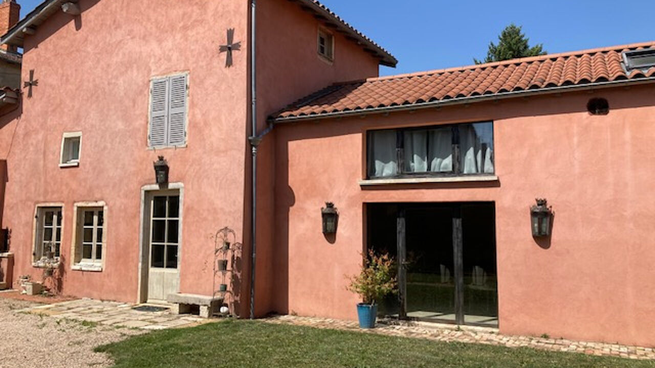 maison 8 pièces 263 m2 à louer à Chasselay (69380)