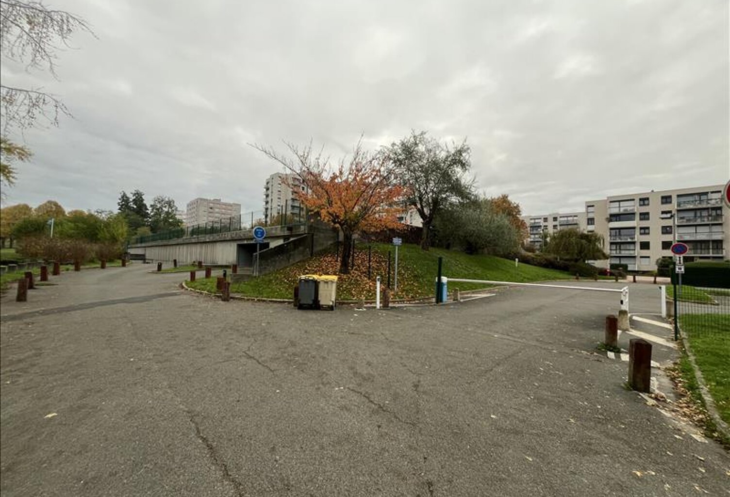 Place dans un garage collectif de 0 pièces principales — photo 1