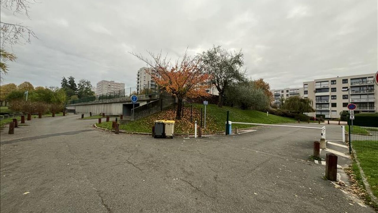 garage  pièces  m2 à vendre à Les Clayes-sous-Bois (78340)