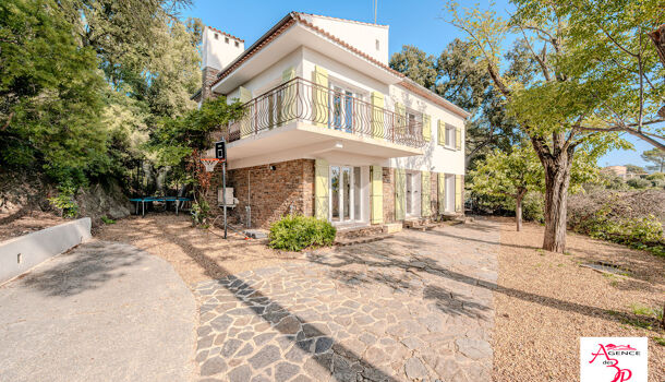 Villa / Maison 6 pièces  à vendre Pierrefeu-du-Var 83390