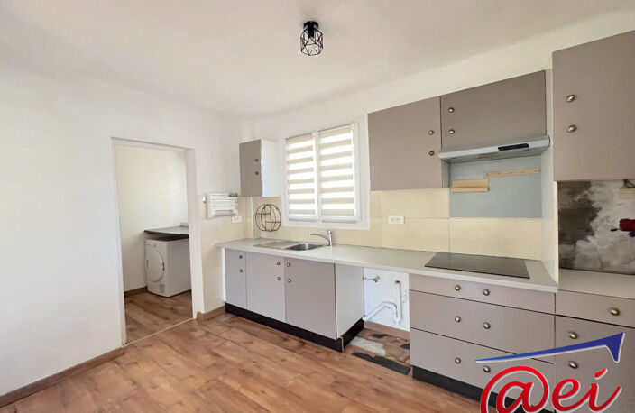 Bel appartement T3 avec balcon au coeur de Six-Fours — photo 3