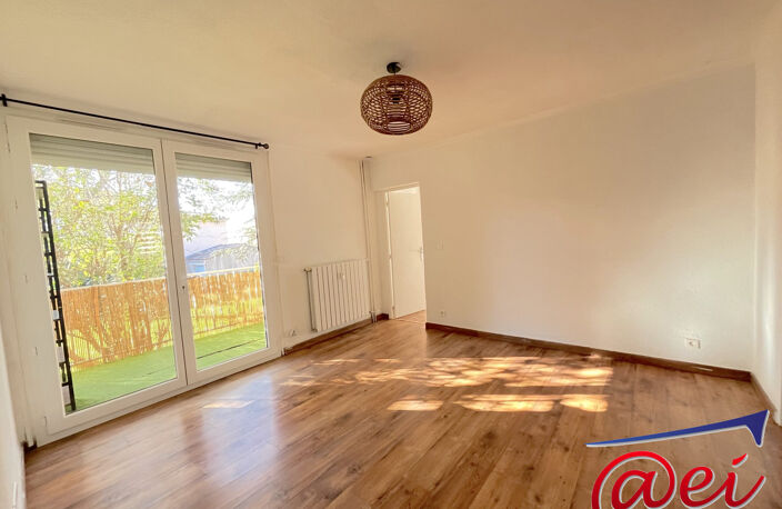 Bel appartement T3 avec balcon au coeur de Six-Fours — photo 4