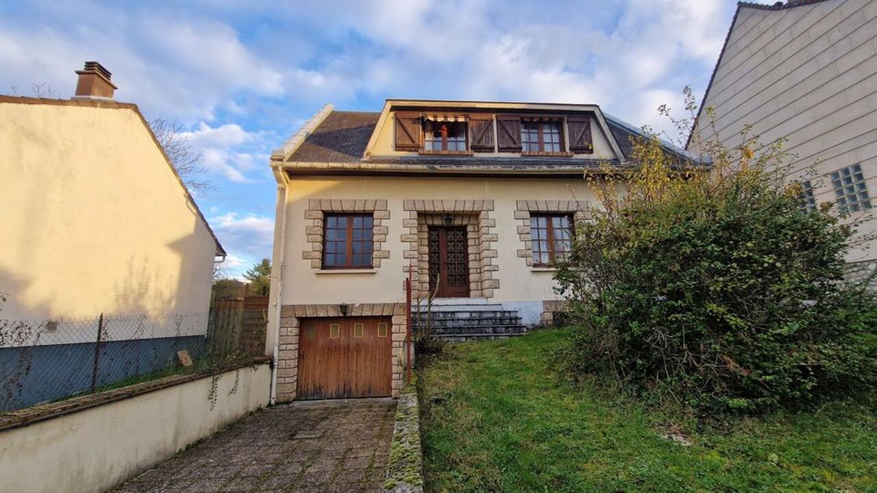 maison 6 pièces 169 m2 à vendre à Étampes (91150)