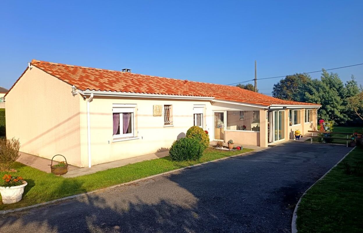 maison 6 pièces 170 m2 à vendre à Pugnac (33710)