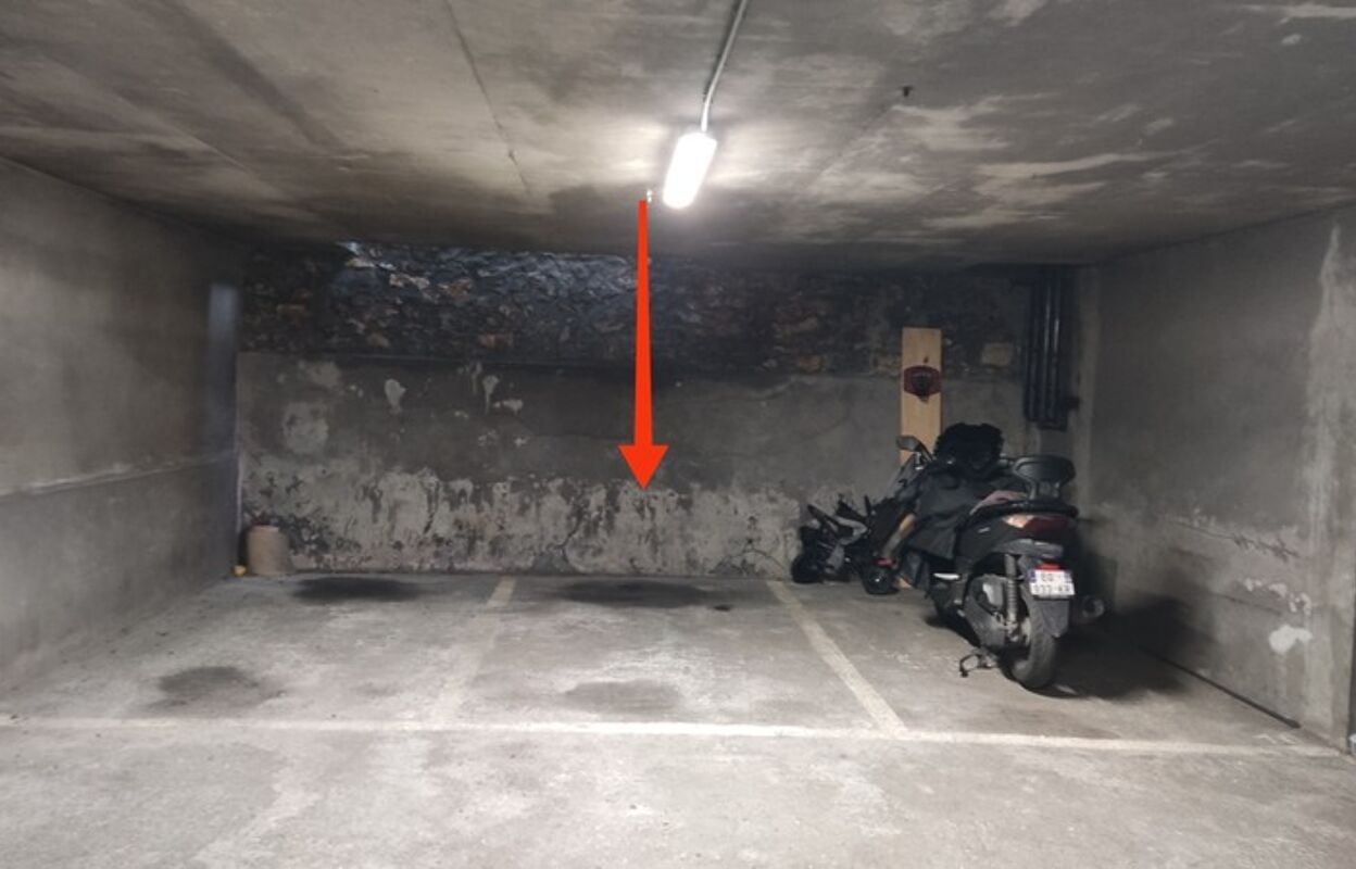 garage  pièces 8 m2 à vendre à Paris 19 (75019)