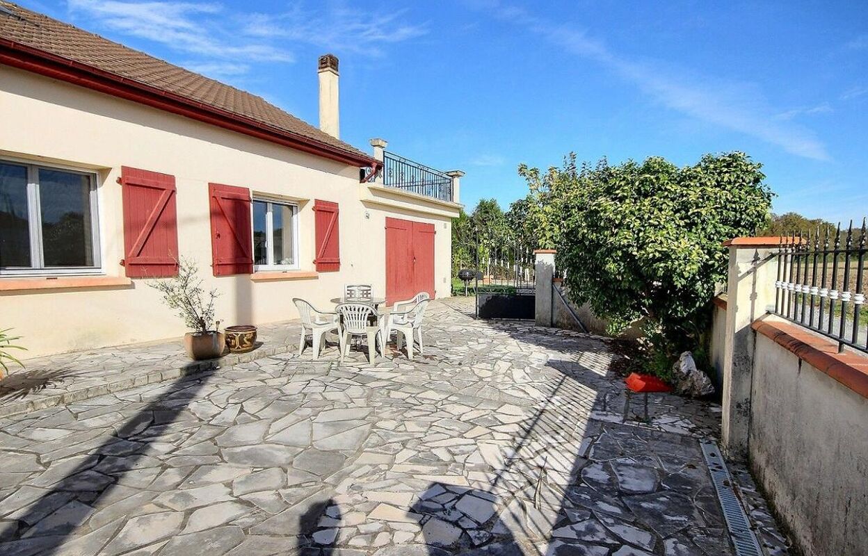 maison 4 pièces 106 m2 à vendre à Poey-de-Lescar (64230)