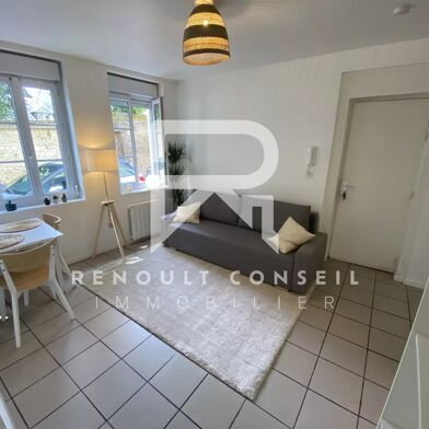 Appartement 1 pièces 490 €