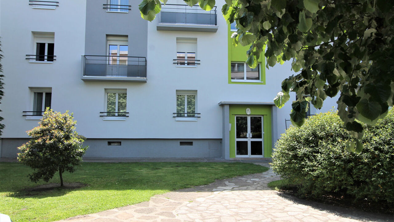 appartement 5 pièces 73 m2 à vendre à Roanne (42300)