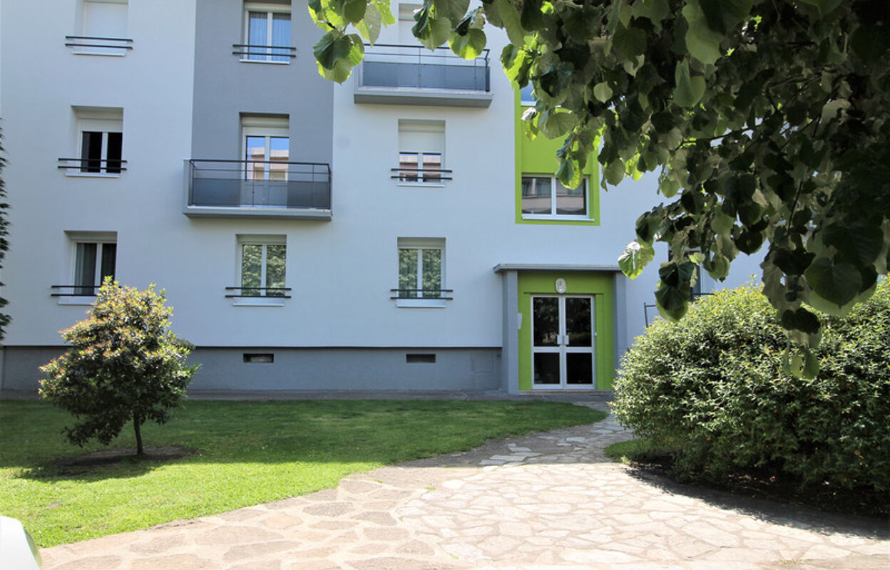 appartement 5 pièces 73 m2 à vendre à Roanne (42300)