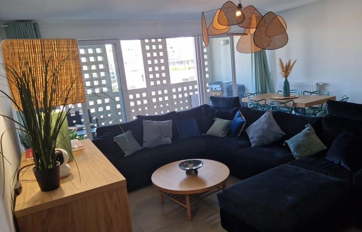 appartement 3 pièces 66 m2 à louer à Marseille 2 (13002)