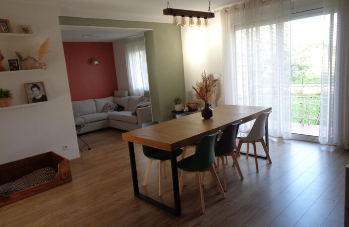Vente maison 5 pièces 123 m² Saubens (31600) — photo 2