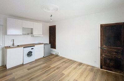 location appartement 430 € CC /mois à proximité de Garéoult (83136)