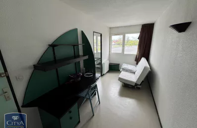 location appartement 335 € CC /mois à proximité de Buxerolles (86180)