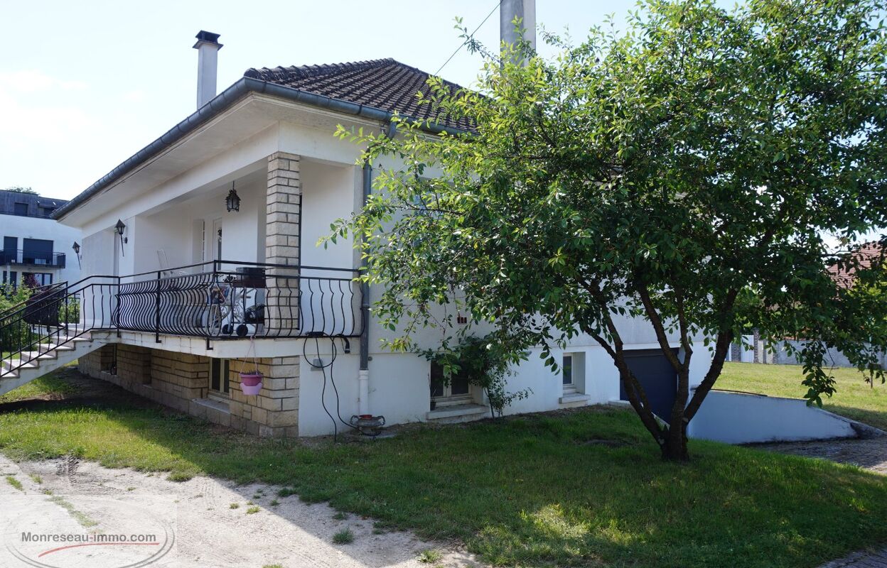 maison 6 pièces 99 m2 à vendre à Pont-Sainte-Marie (10150)