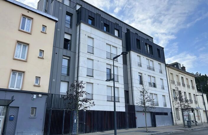 A LOUER – Appartement 2 pièces face à la gare de Chartres — photo 2