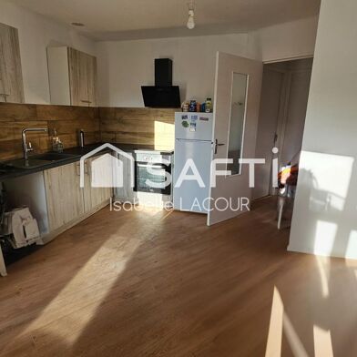 Appartement 4 pièces 157000 €