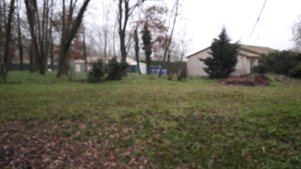 terrain  pièces 1000 m2 à vendre à Laruscade (33620)