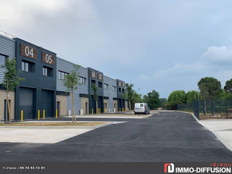 Local commercial ENTREPOT — photo 1
