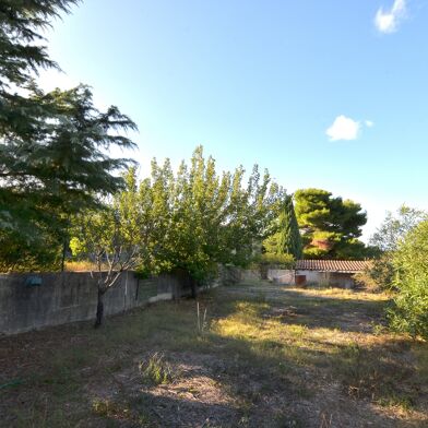 Terrain  127000 €