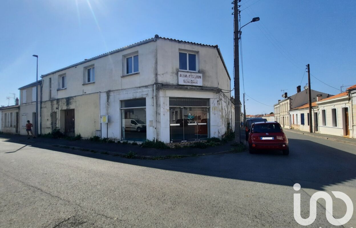 immeuble  pièces 235 m2 à vendre à Rochefort (17300)