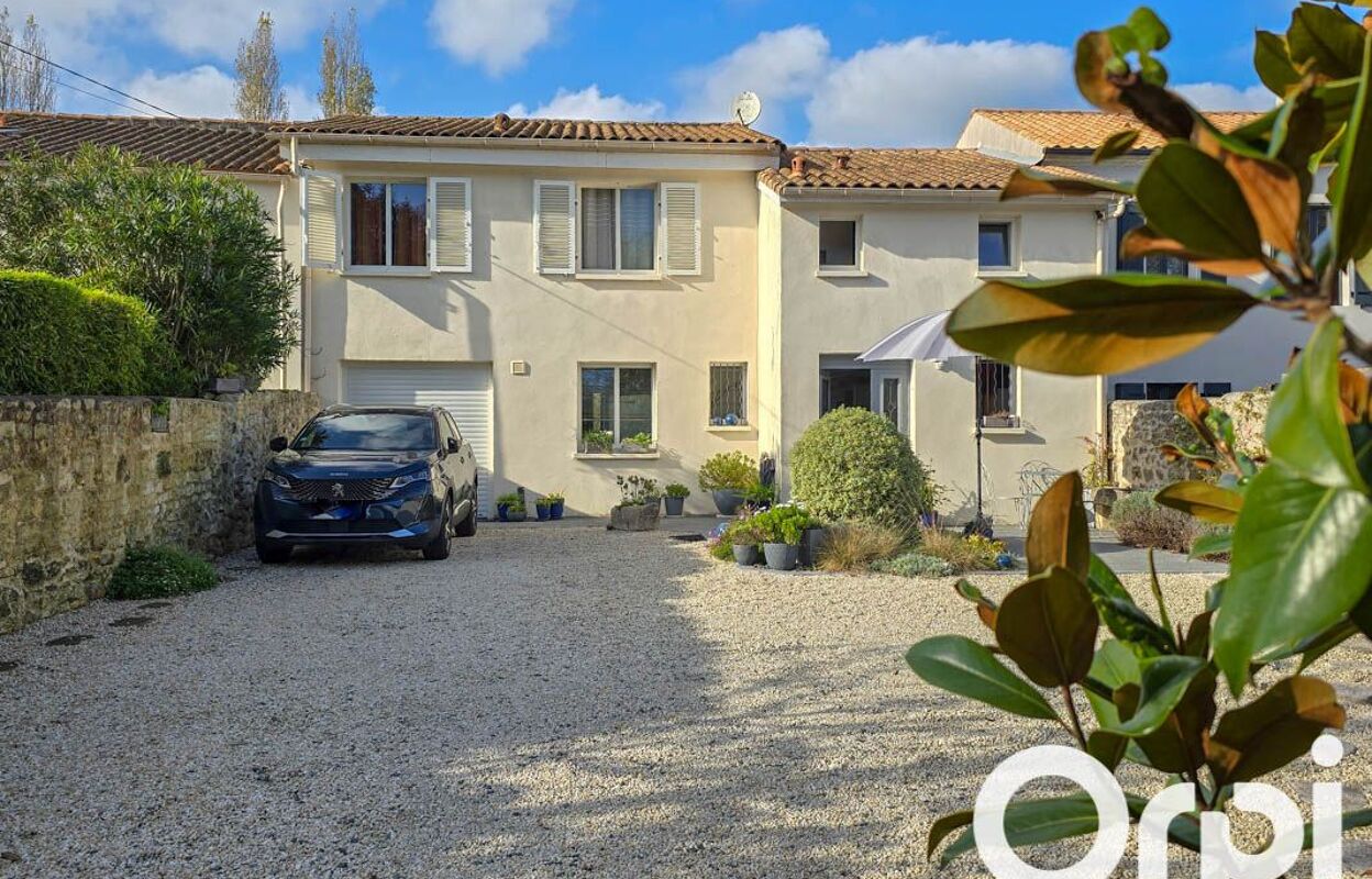 maison 5 pièces 166 m2 à vendre à Vergeroux (17300)