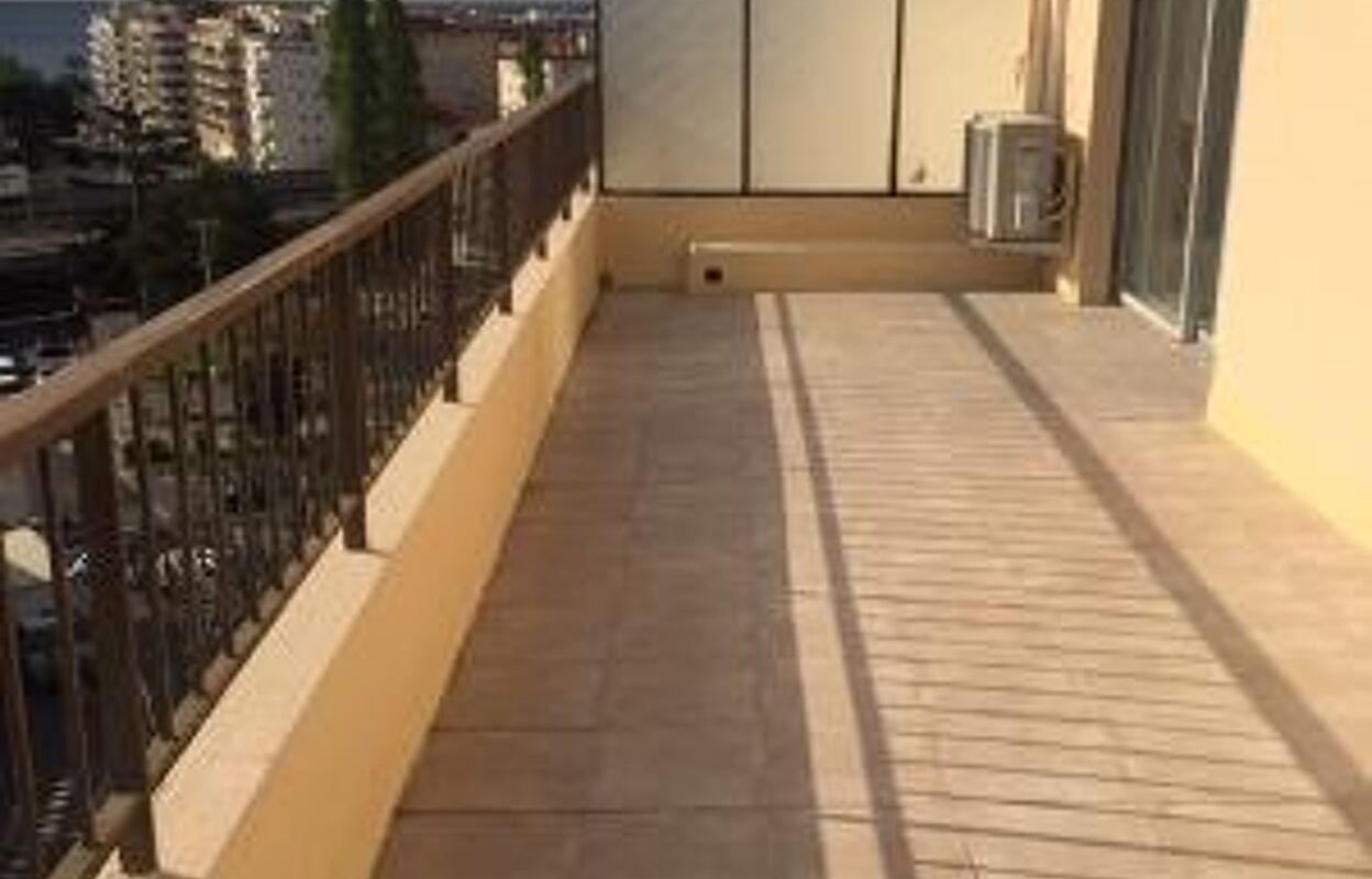 appartement 2 pièces 37 m2 à louer à Nice (06000)