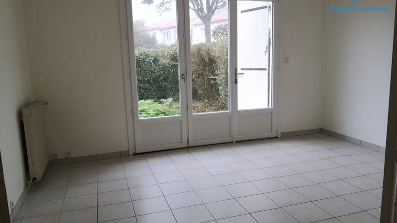 maison 5 pièces 93 m2 à vendre à Poitiers (86000)