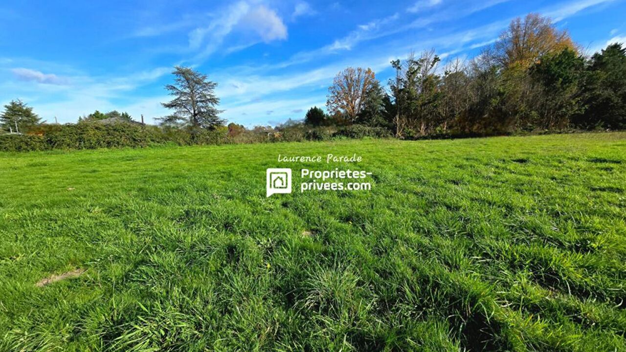 terrain  pièces 800 m2 à vendre à Saint-Seurin-sur-l'Isle (33660)