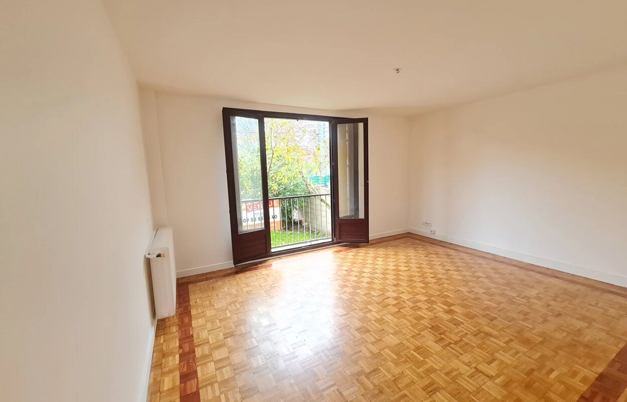 appartement 3 pièces 64 m2 à vendre à Noisy-le-Sec (93130)