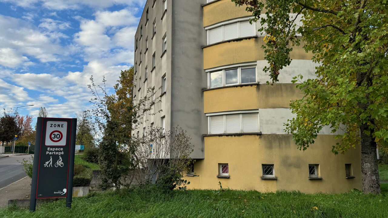 bureau  pièces 67 m2 à vendre à Besançon (25000)