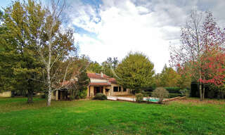 Maison 7 Pièces 227 m² à vendre à Lapeyrouse-Fossat (31180)