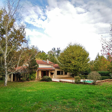 Maison 7 pièces 499000 €