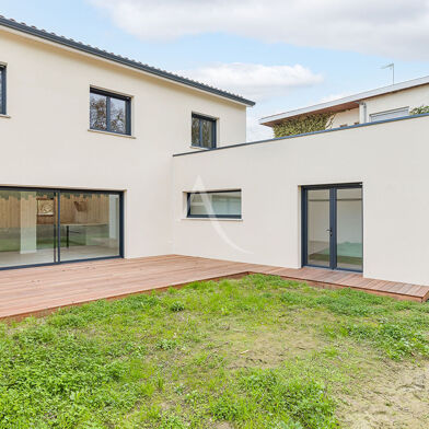 Maison 6 pièces 157 m²