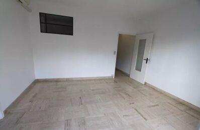 location appartement 699 € CC /mois à proximité de Nice (06100)