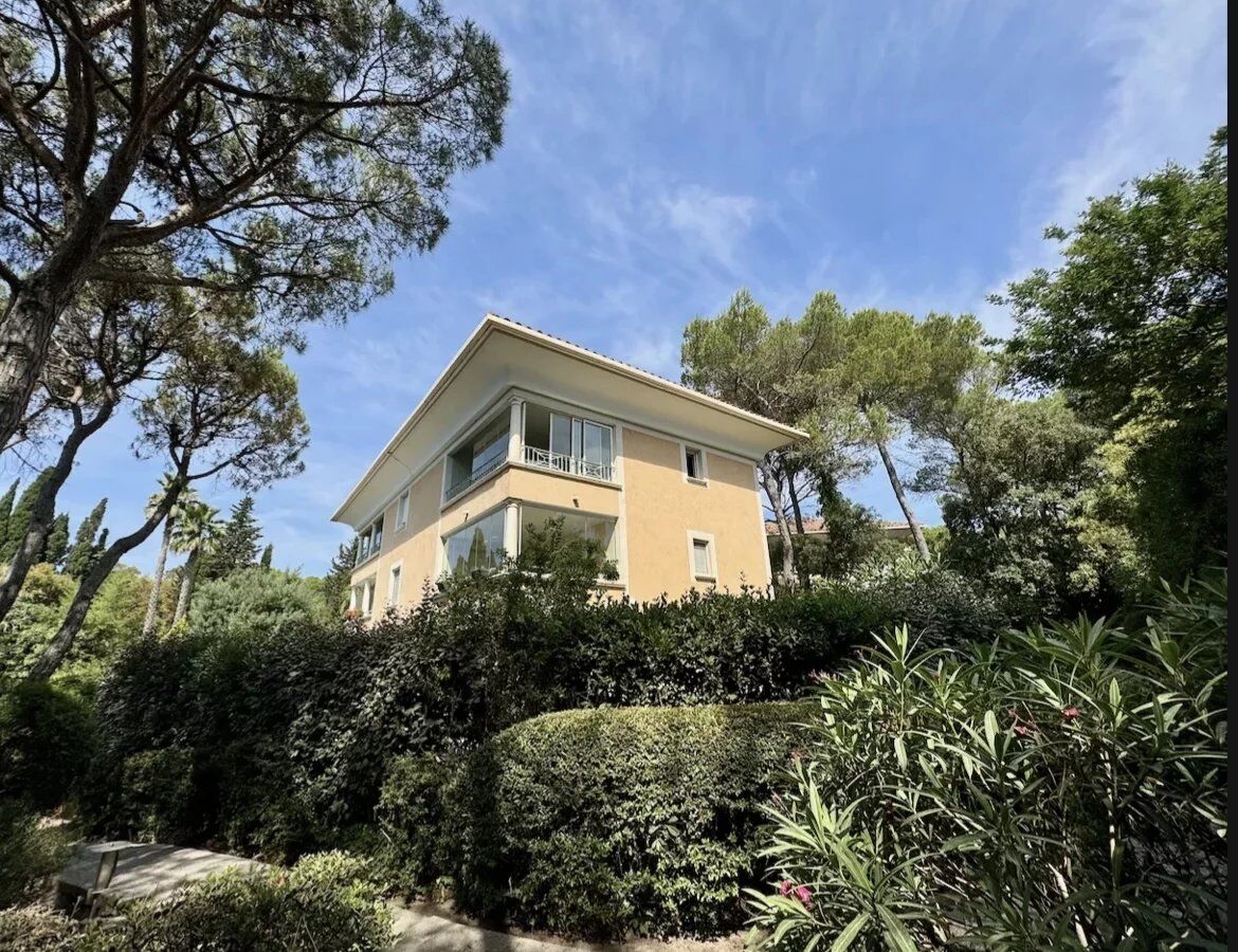 Appartement 3 pièces  à vendre Saint-Raphaël 83700