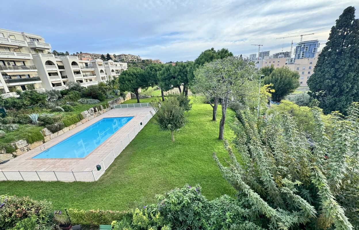 appartement 4 pièces 74 m2 à vendre à Nice (06200)