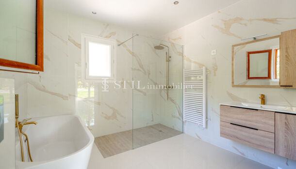 Villa / Maison 6 pièces  à vendre Plan-de-la-Tour (Le) 83120