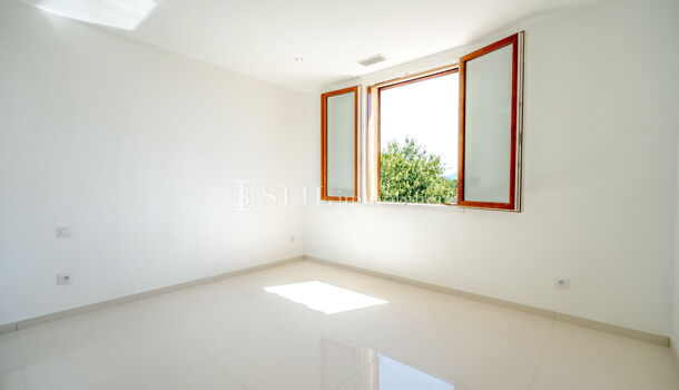 Villa / Maison 6 pièces  à vendre Plan-de-la-Tour (Le) 83120