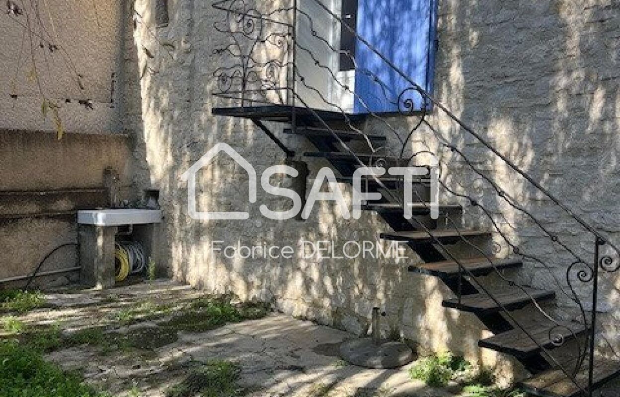 maison 4 pièces 90 m2 à vendre à Limans (04300)