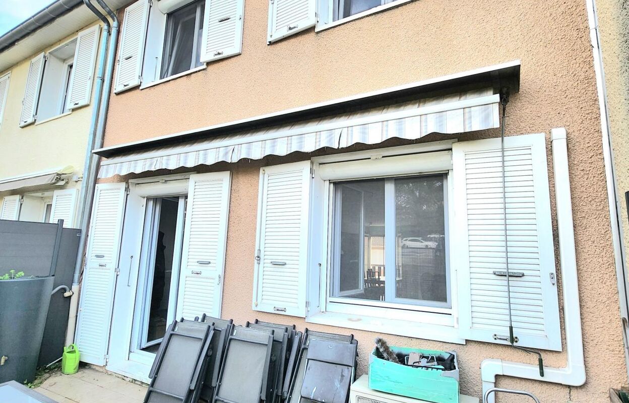 maison 6 pièces 94 m2 à vendre à Pierre-Bénite (69310)