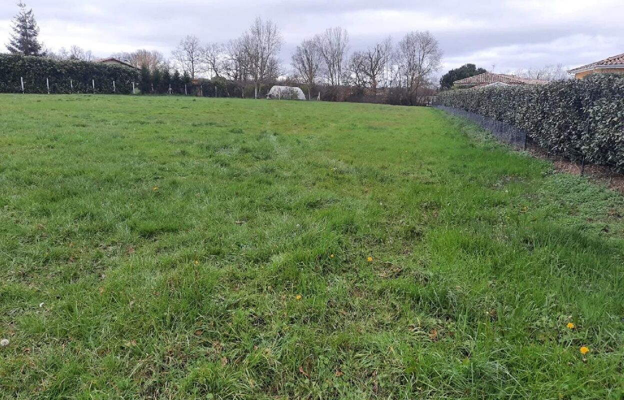 terrain  pièces 1800 m2 à vendre à Aubiet (32270)