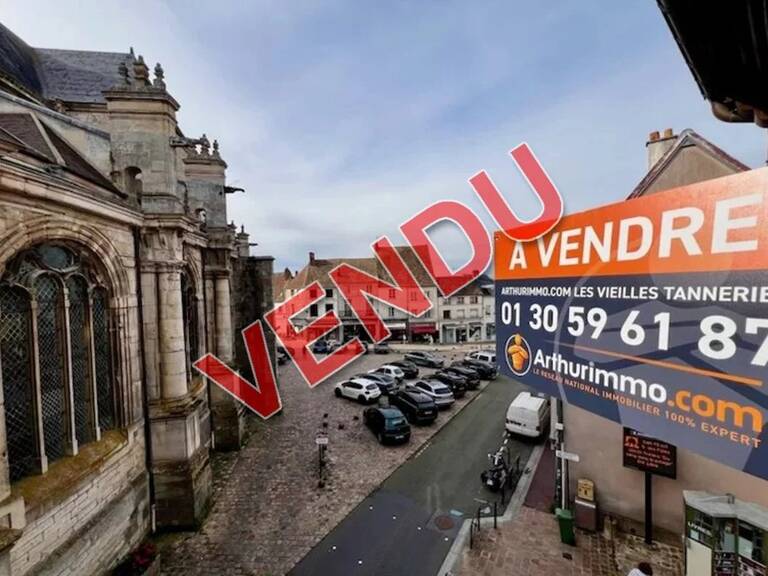 ARTHURIMMO - Coeur HOUDAN - Apt 5 pièces 118 m² avec stationnement — photo 1