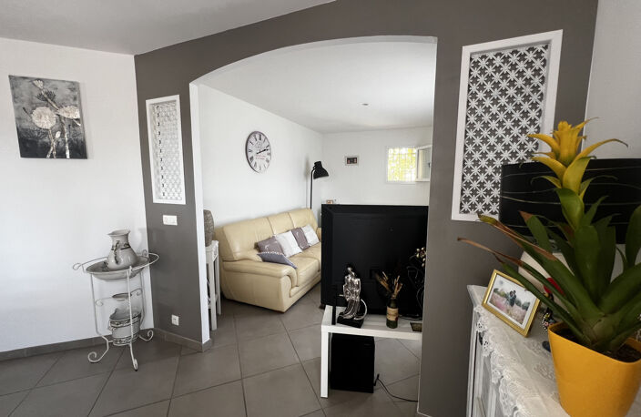 Villa avec piscine — photo 3