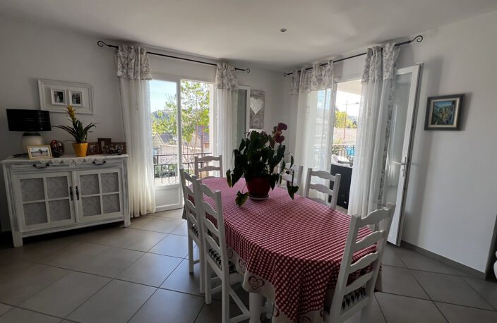 Villa avec piscine — photo 4