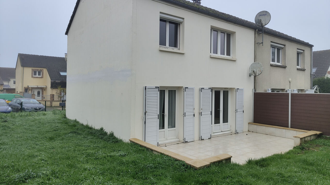 maison 5 pièces 110 m2 à vendre à Marines (95640)